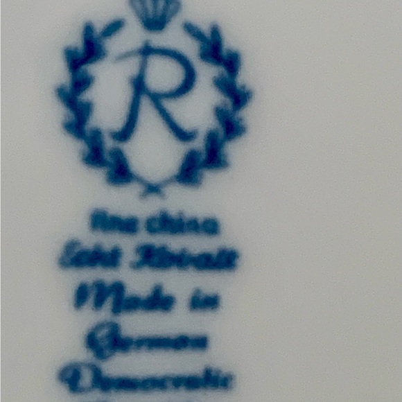 Vintage 8 Reichenbach Echo Kobalt Blue/Gold Plates - Picture 15 of 15